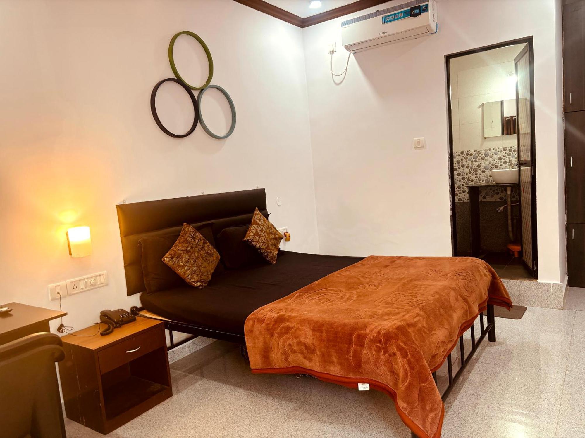 Hotel Harmony By Heaven Calangute Bagian luar foto