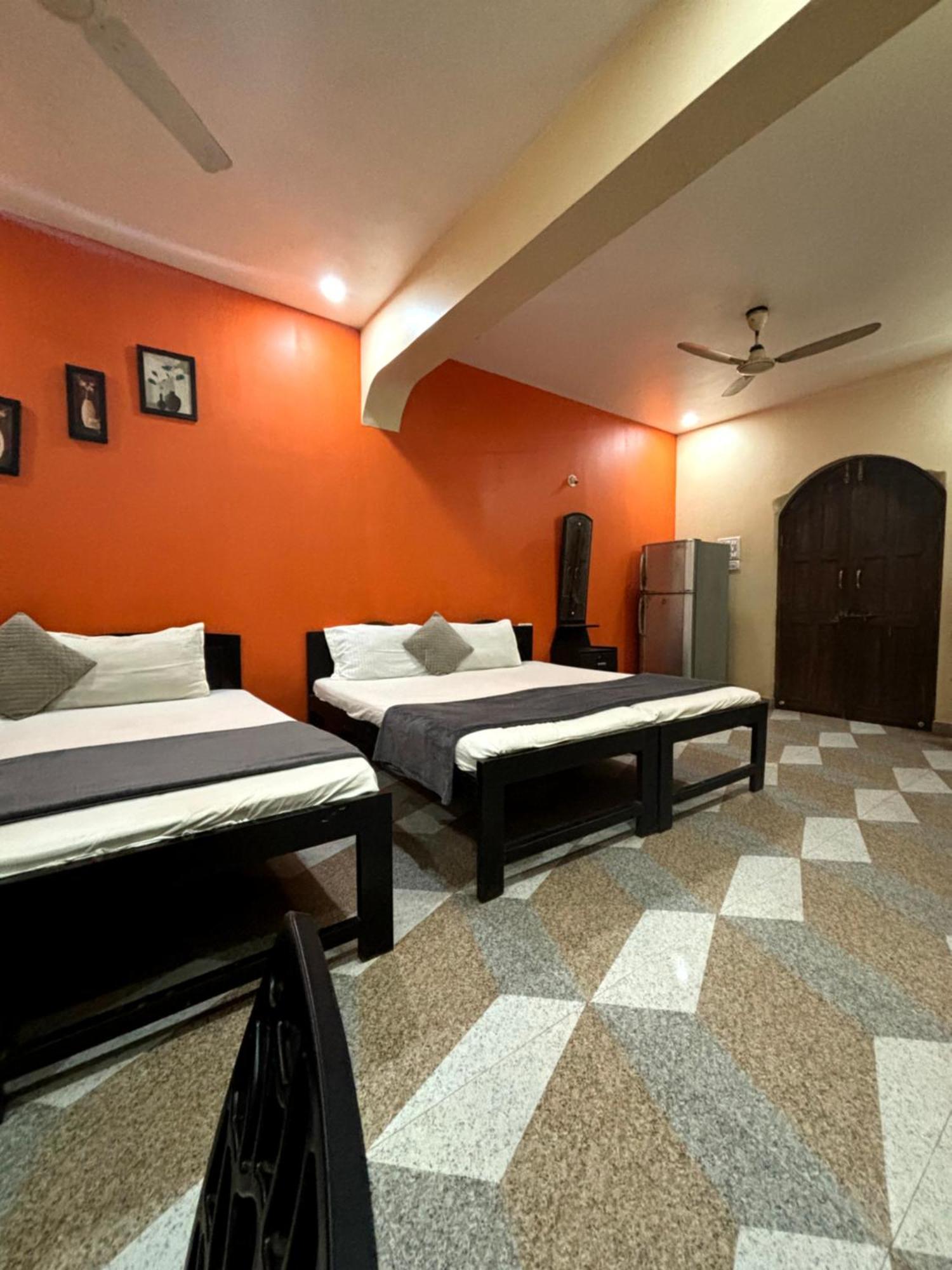 Hotel Harmony By Heaven Calangute Bagian luar foto